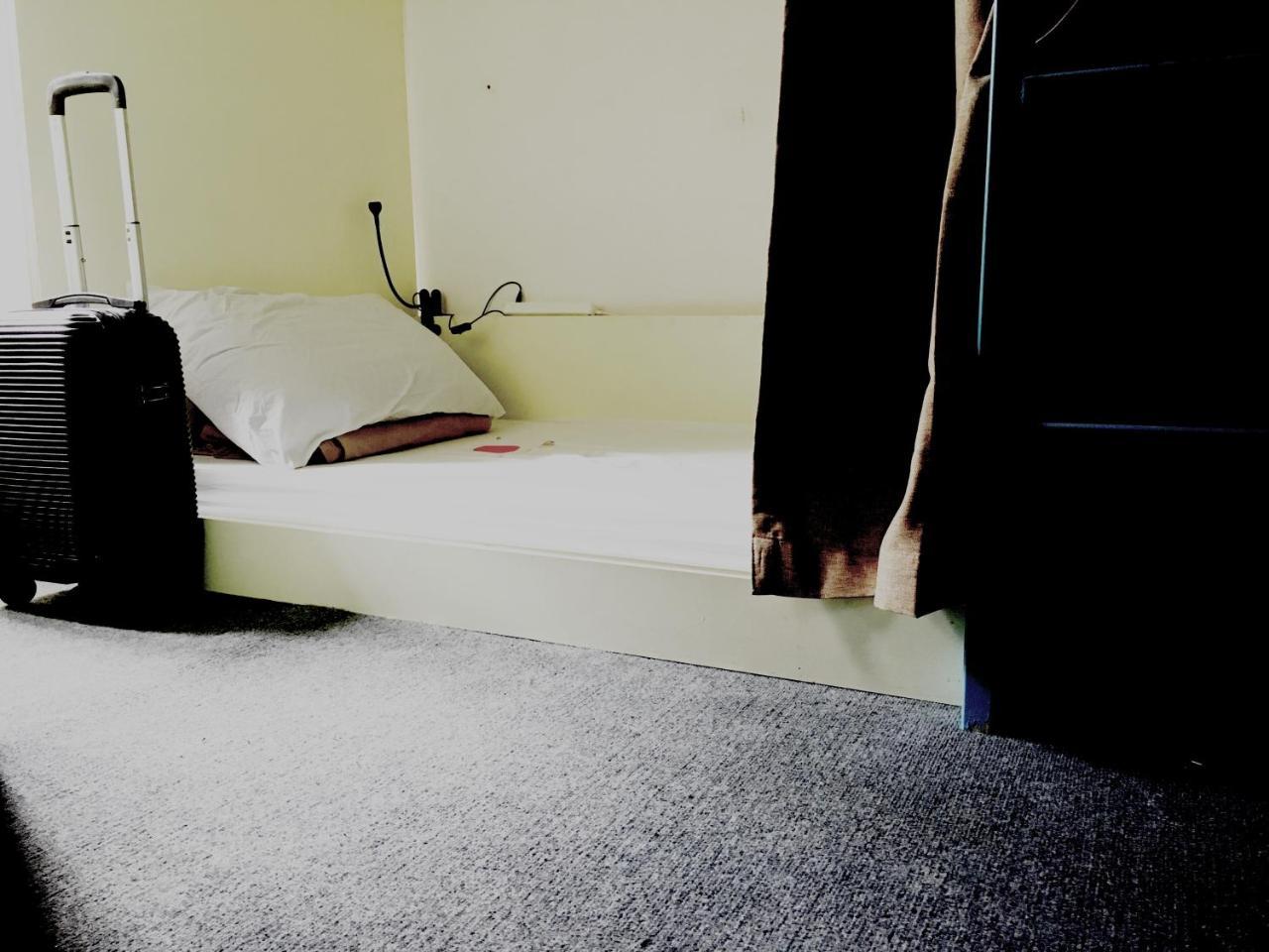 17You Inn Hostel بانكوك المظهر الخارجي الصورة